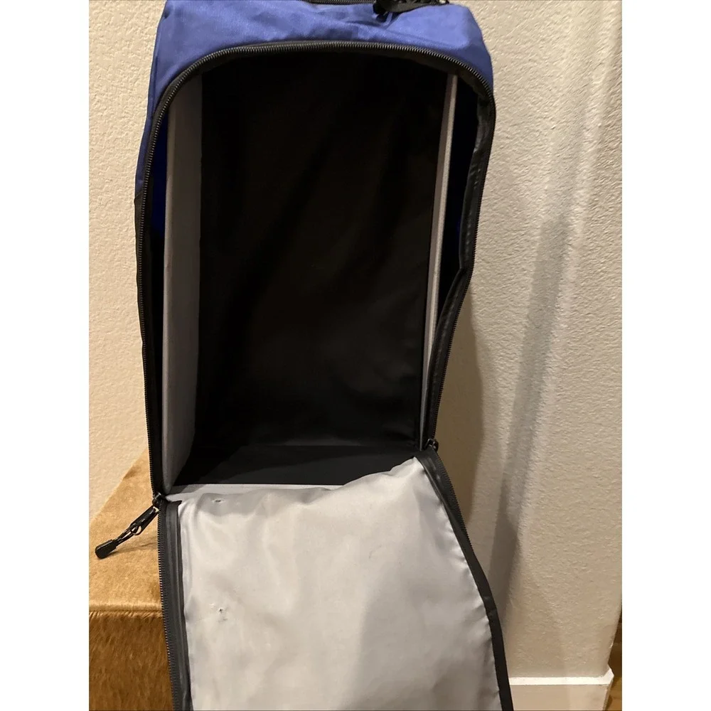 InGear Rolling Suitcase Blue Black Softside Travel Luggage‎ Upright